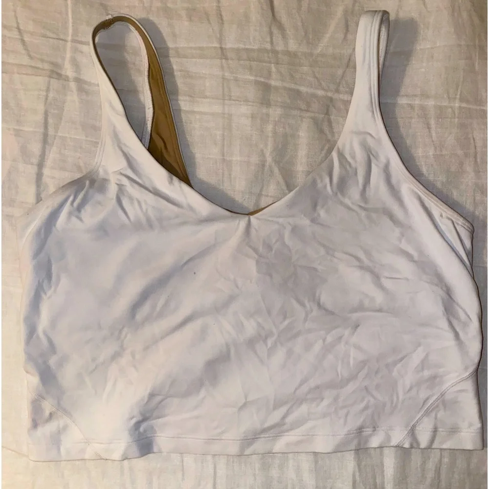 White lululemon cropped tank - Picture 1 of 2